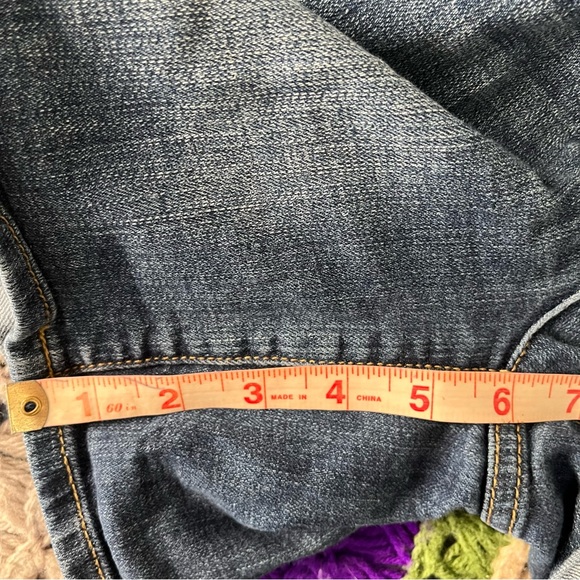 Pilcro Script High-Rise Shorts Dark Denim 27 - Picture 12 of 13